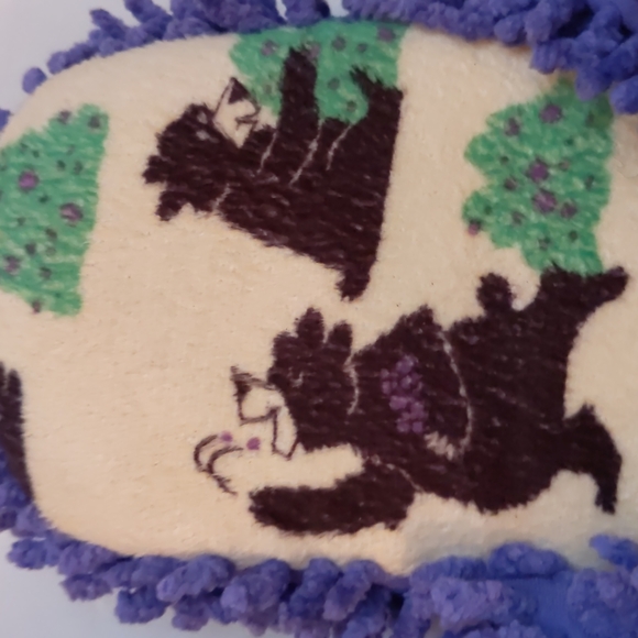 Lazy One "Bear" fabric + purple flipflop spa slippers-sz L/XL - Picture 2 of 5